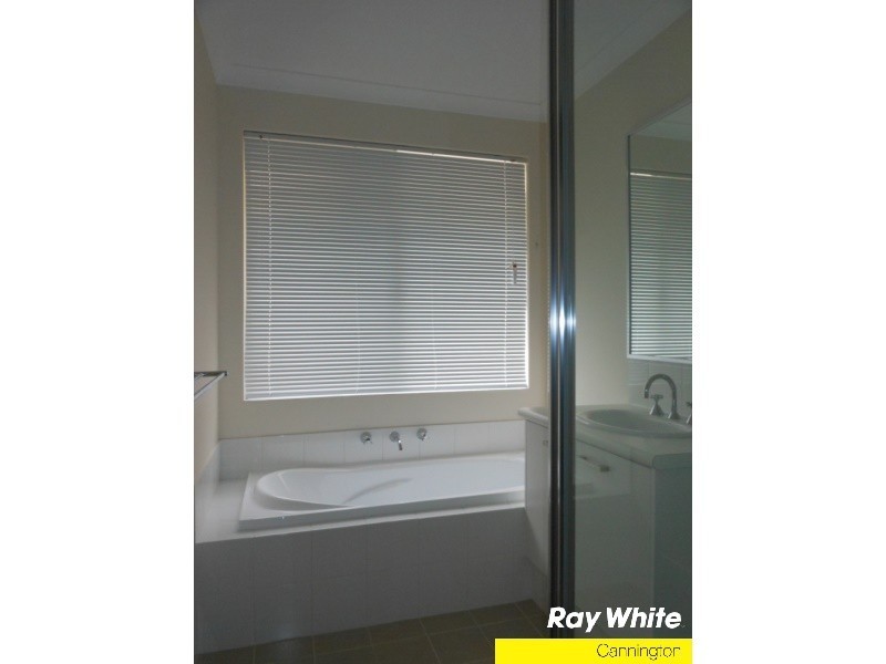 8/7 Leslie Street, Cannington WA 6107