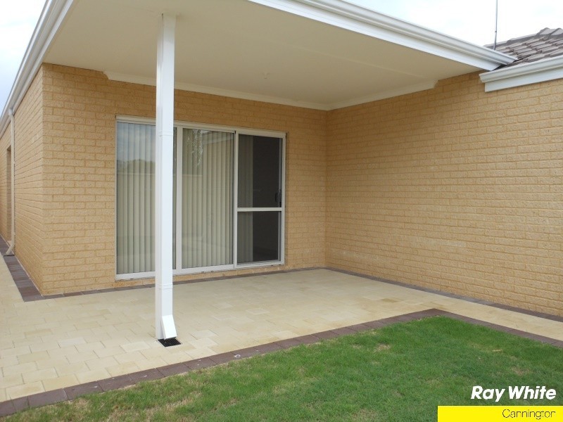 8/7 Leslie Street, Cannington WA 6107