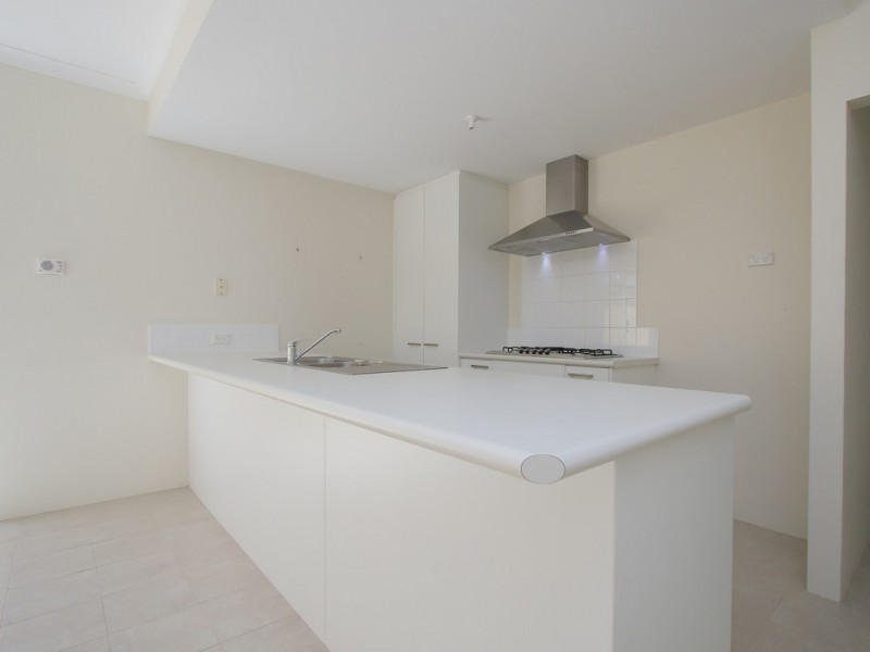 11/7 Leslie Street, Cannington WA 6107