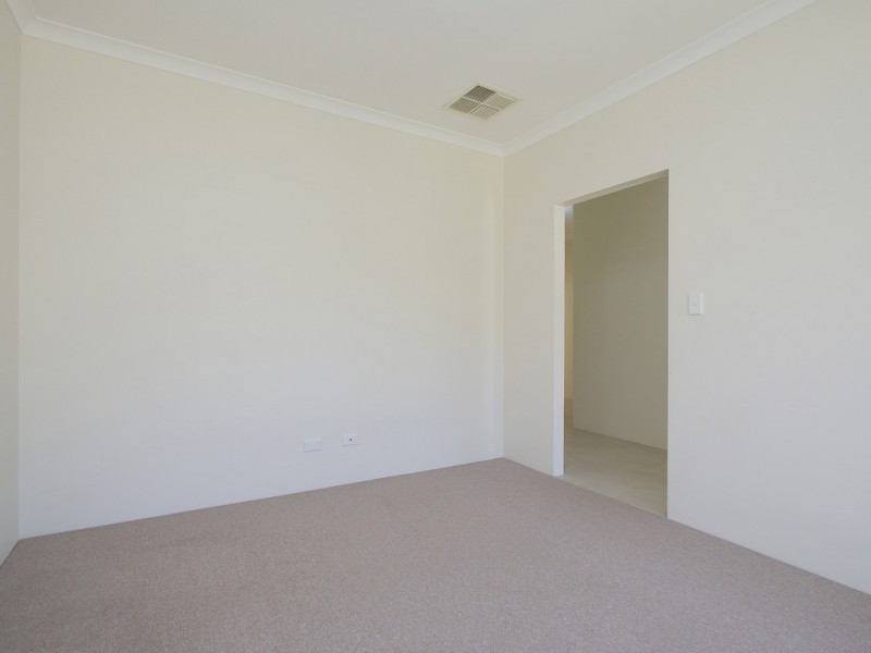 11/7 Leslie Street, Cannington WA 6107