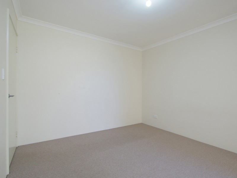 11/7 Leslie Street, Cannington WA 6107