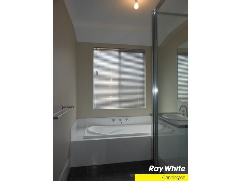 6/7 Leslie Street, Cannington WA 6107