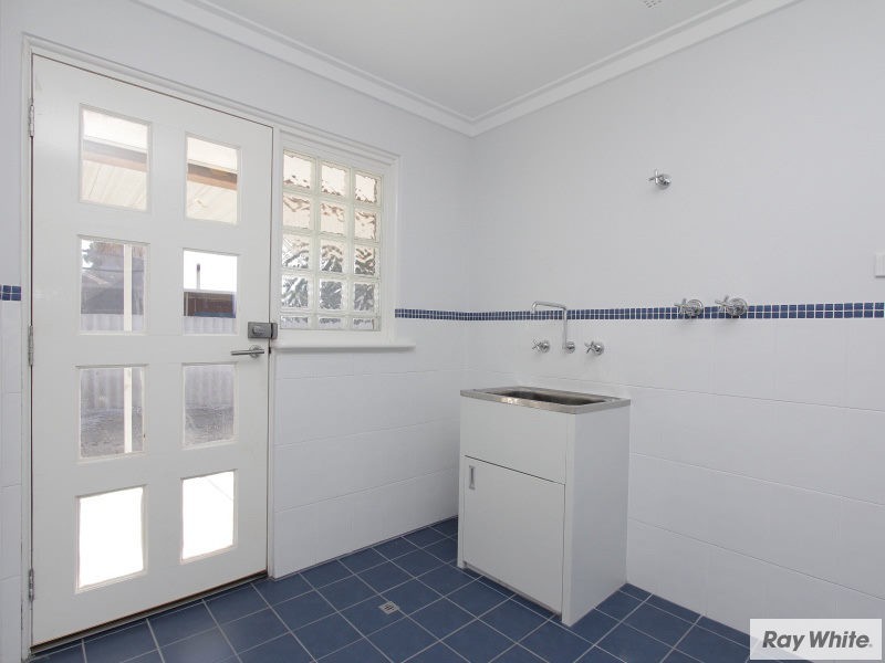 11 Lind Court, Langford WA 6147