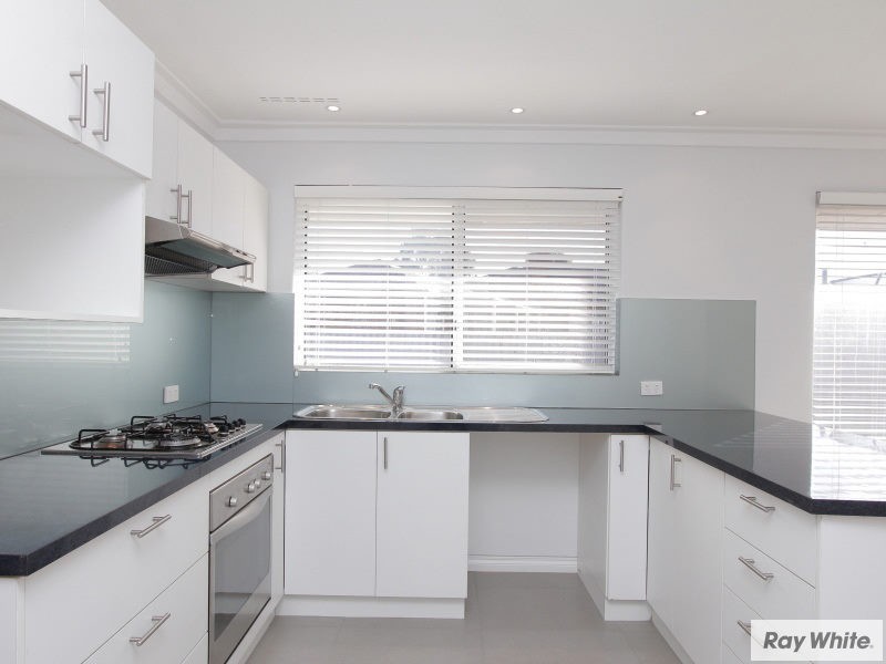 11 Lind Court, Langford WA 6147