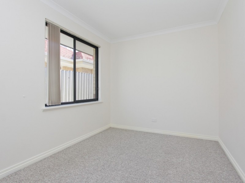 1/194 Hamilton Street, Queens Park WA 6107