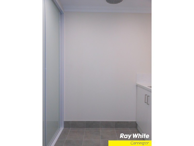 36B Brixton Street, Beckenham WA 6107