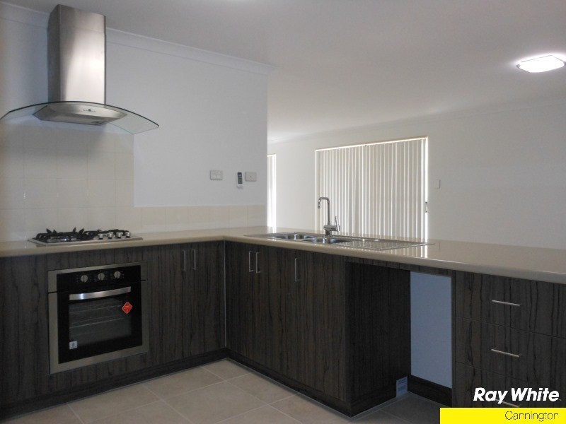 2/95 William Street, Beckenham WA 6107