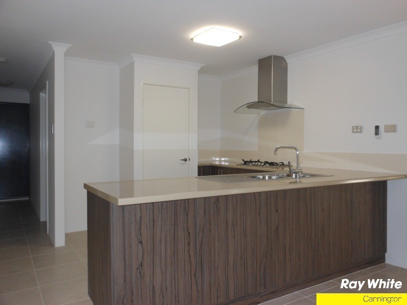 2/95 William Street, Beckenham WA 6107