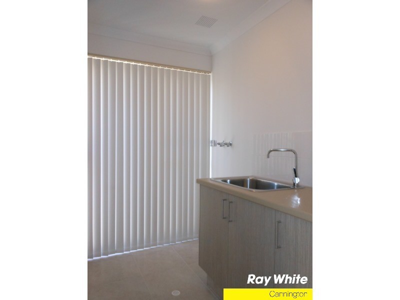 2/95 William Street, Beckenham WA 6107