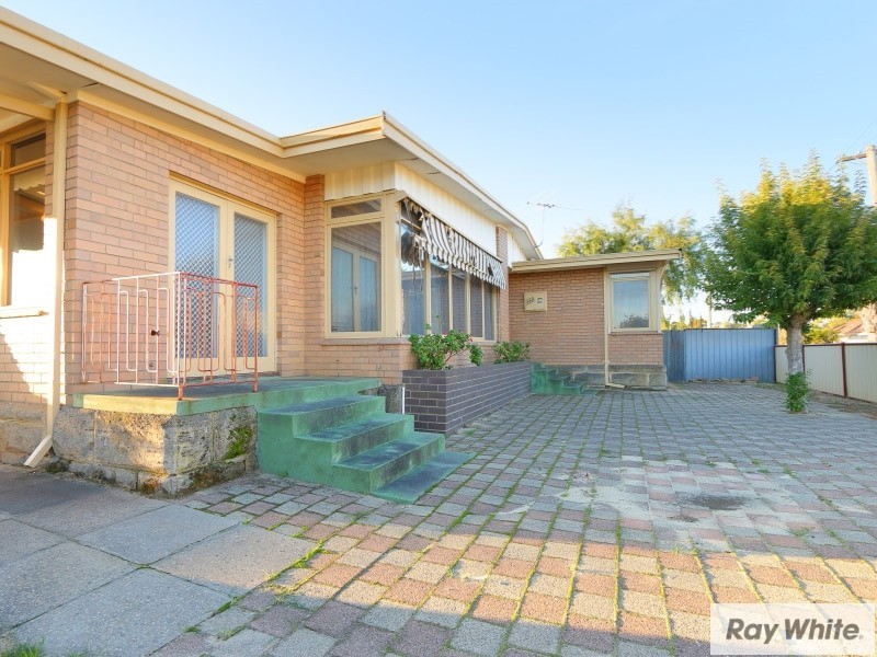 112 Station Street, East Cannington WA 6107