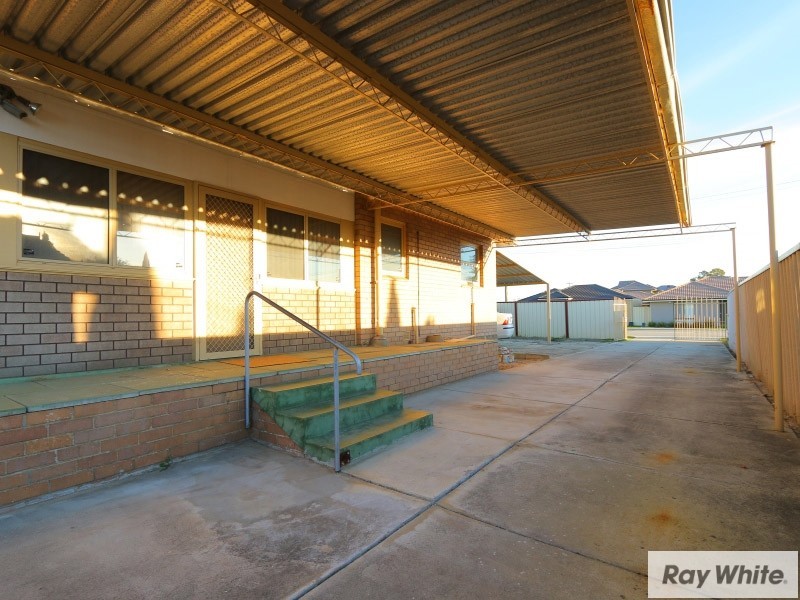 112 Station Street, East Cannington WA 6107