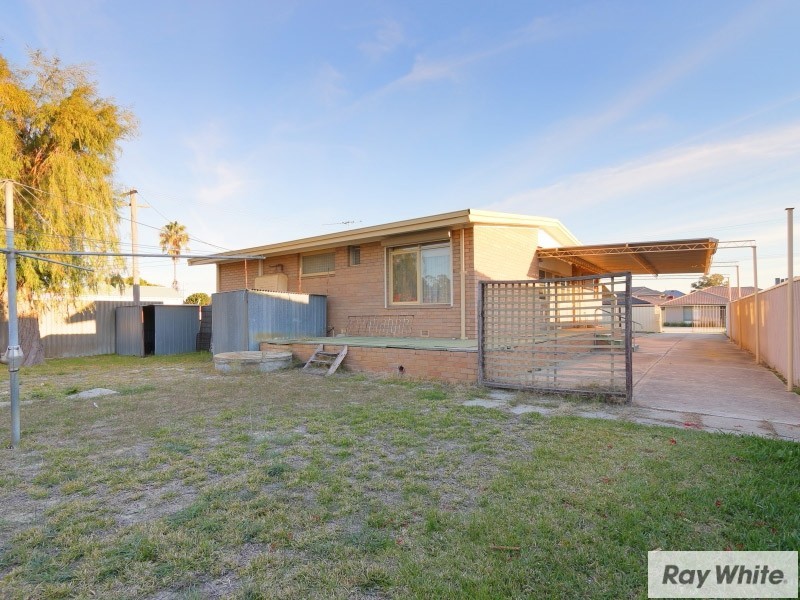 112 Station Street, East Cannington WA 6107
