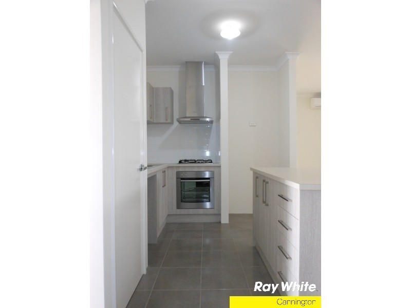 2/65 Jubilee Street, Beckenham WA 6107