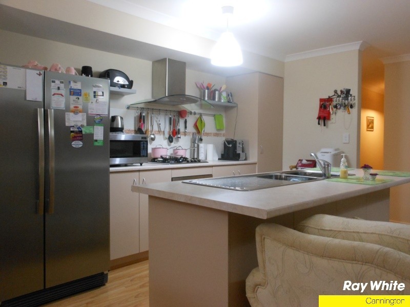 6 Gemina Way, Wattle Grove WA 6107