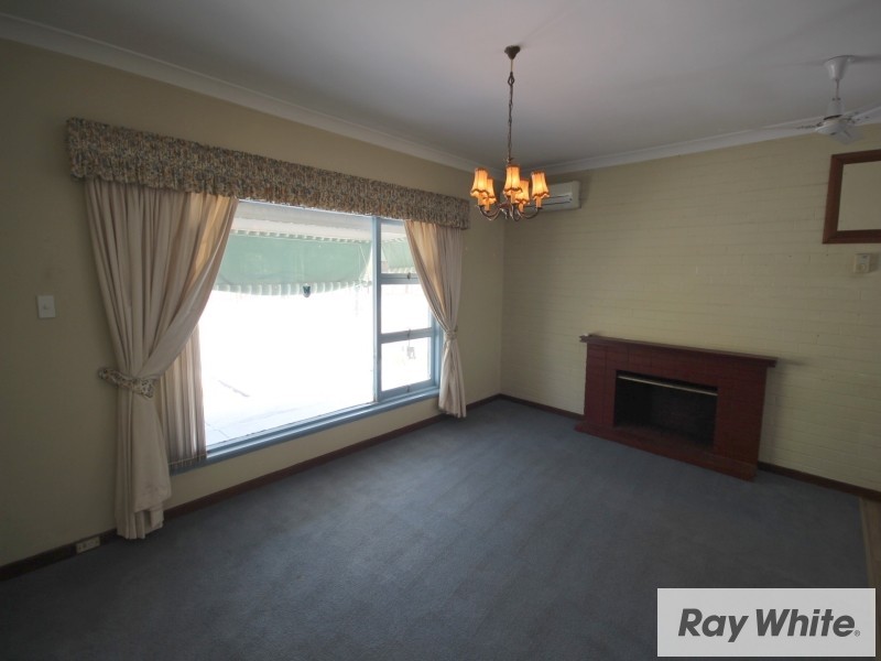 452 Railway Parade, Beckenham WA 6107