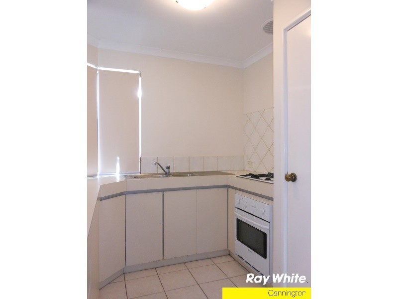 2/31 Holder Street, St James WA 6102