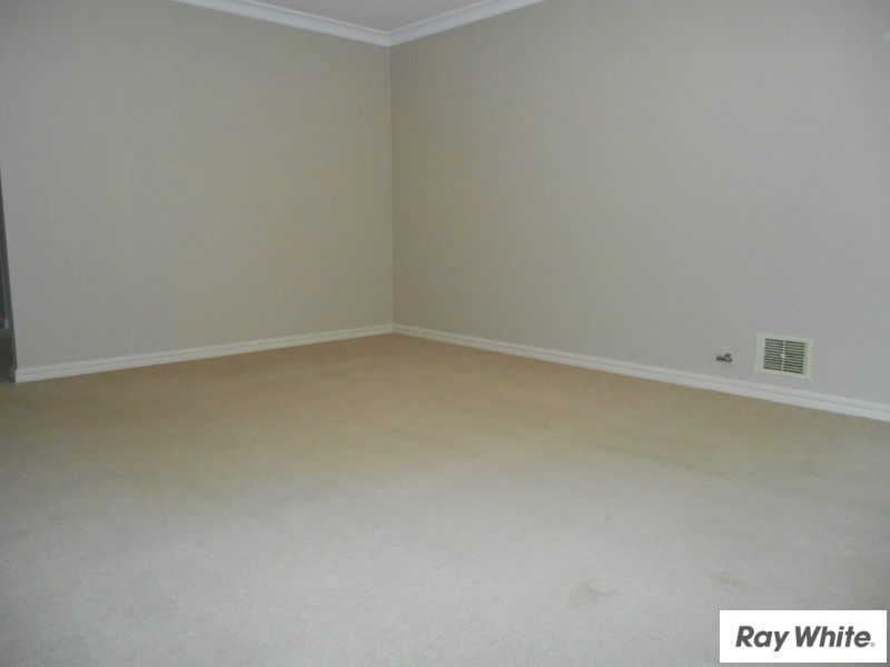 1a Herndon Close, Cannington WA 6107