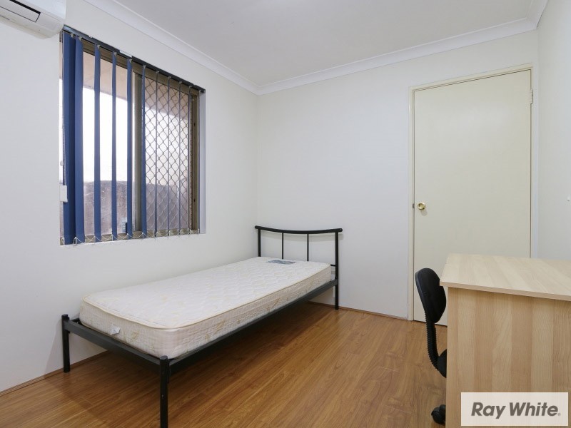 1/50 Leach Highway, Wilson WA 6107
