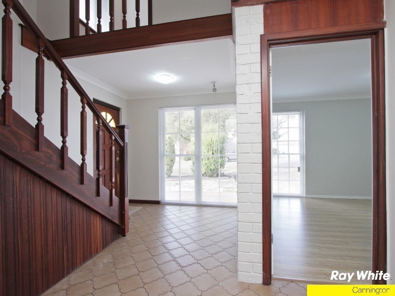 25 Second Avenue, Rossmoyne WA 6148