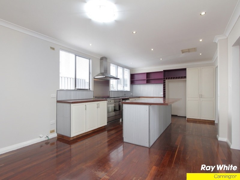 25 Second Avenue, Rossmoyne WA 6148