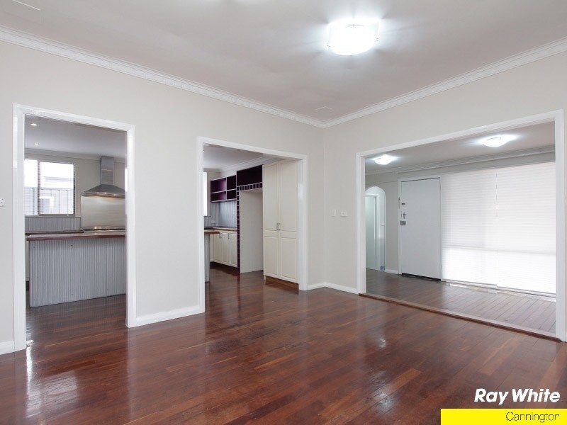 25 Second Avenue, Rossmoyne WA 6148