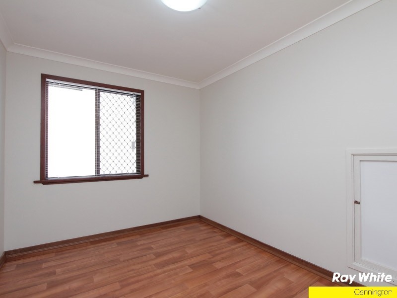 25 Second Avenue, Rossmoyne WA 6148