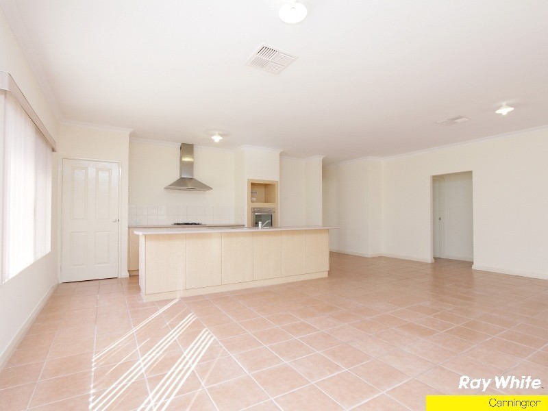 5 Wagtail Lane, East Cannington WA 6107