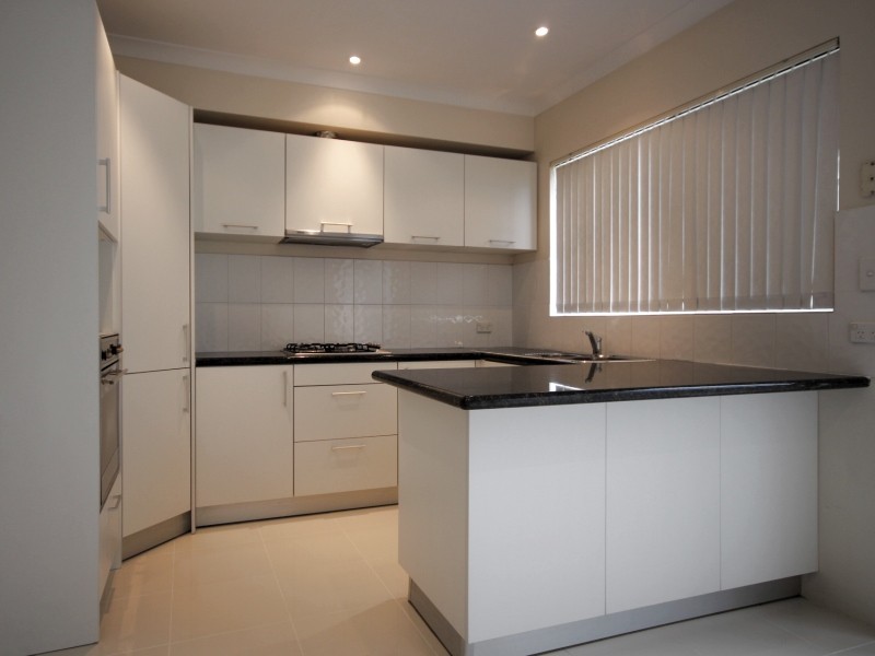 7/51 Carden Drive, Cannington WA 6107