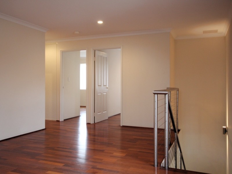 7/51 Carden Drive, Cannington WA 6107