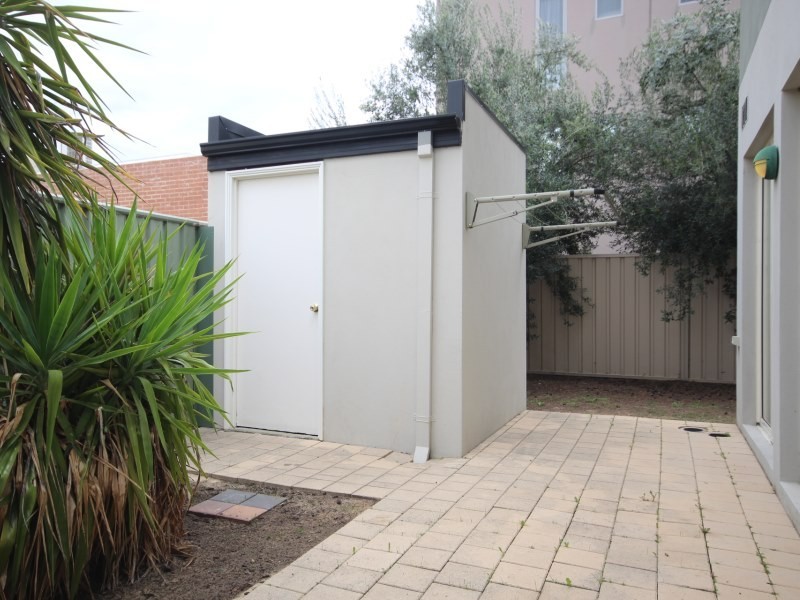 7/51 Carden Drive, Cannington WA 6107