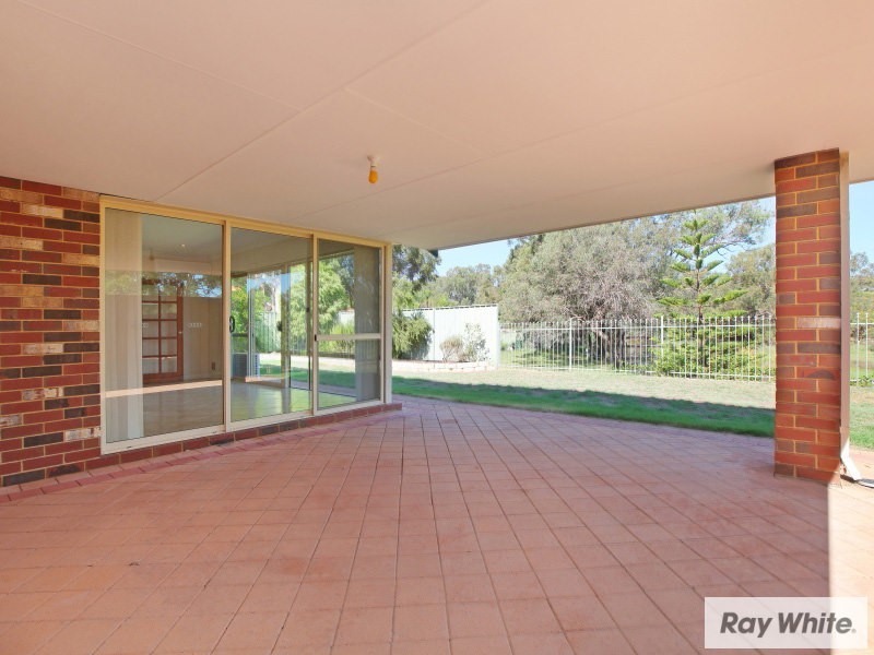28A Highbury Crescent, Beckenham WA 6107