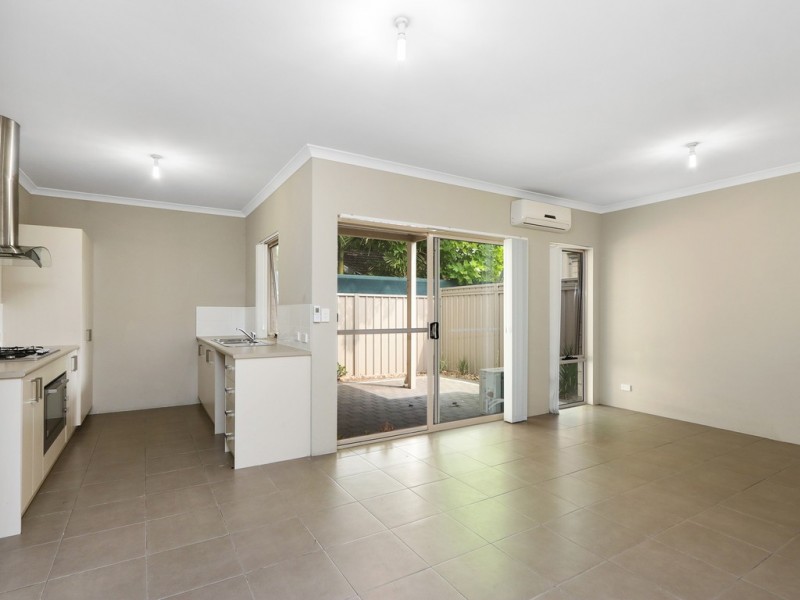 15a Mona Avenue, Beckenham WA 6107
