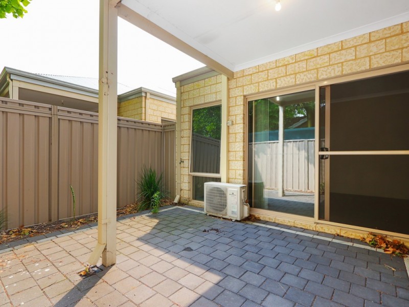 15a Mona Avenue, Beckenham WA 6107