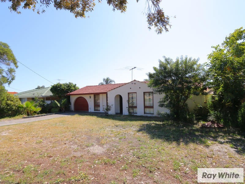 29 Longhurst Way, Queens Park WA 6107