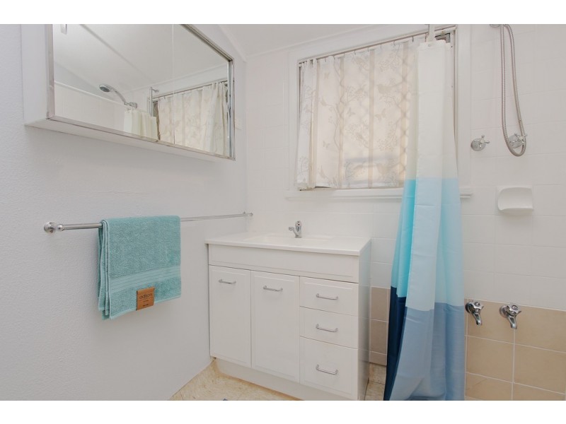 3 Bagoda Street, Queens Park WA 6107