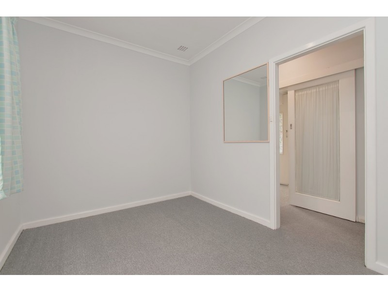 3 Bagoda Street, Queens Park WA 6107