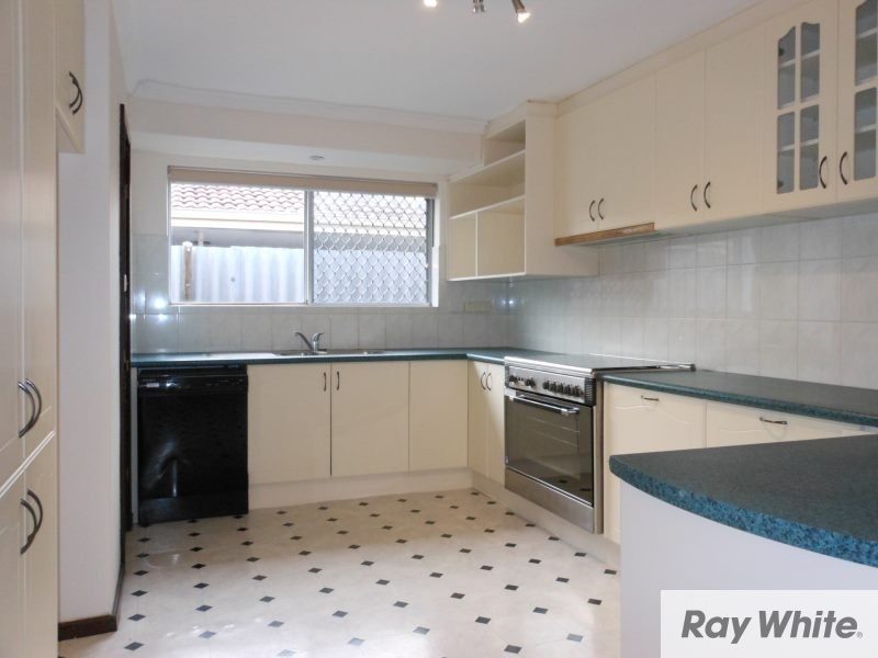 19 Walton Street, Queens Park WA 6107