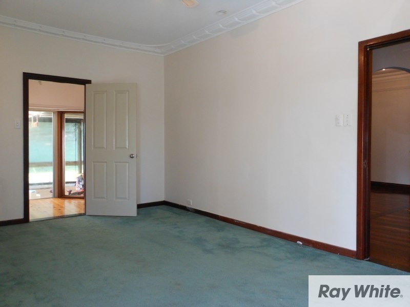 94 Celebration Street, Beckenham WA 6107