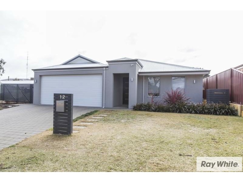 12 Dutton Street, Northam WA 6401