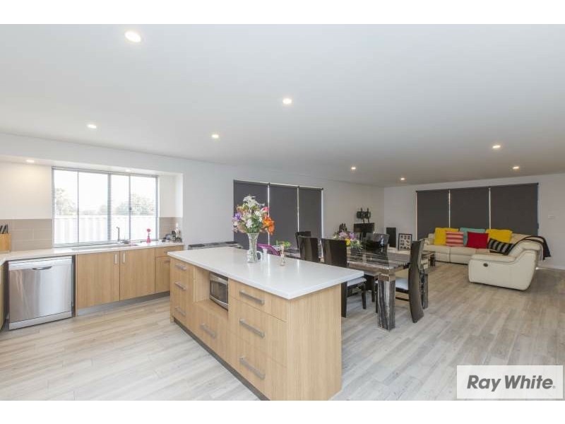 12 Dutton Street, Northam WA 6401