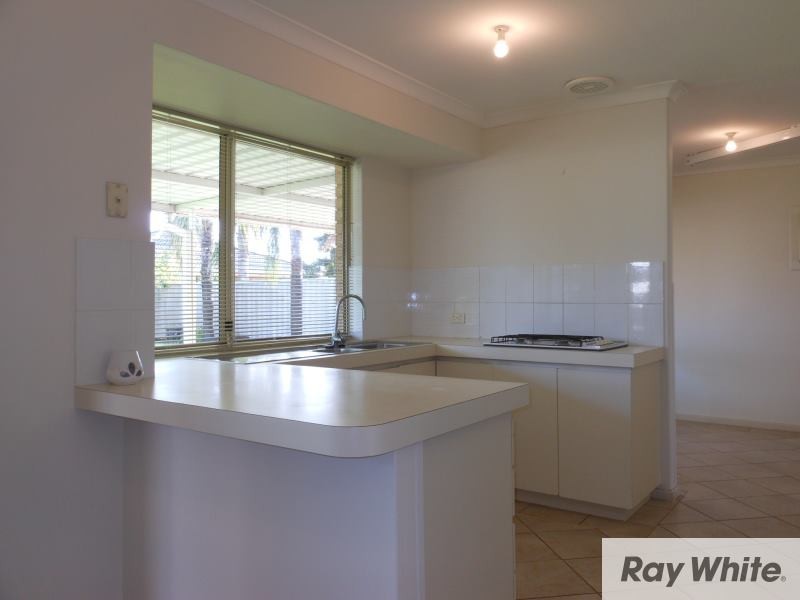 252 Wharf Street, Queens Park WA 6107