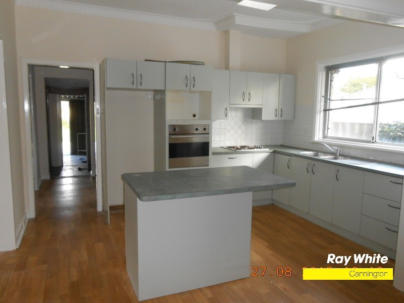 99 Mallard Way, Cannington WA 6107