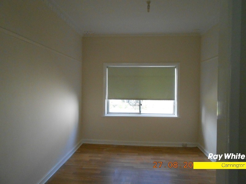 99 Mallard Way, Cannington WA 6107