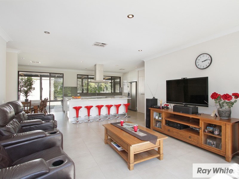 38 River Avenue, Maddington WA 6109