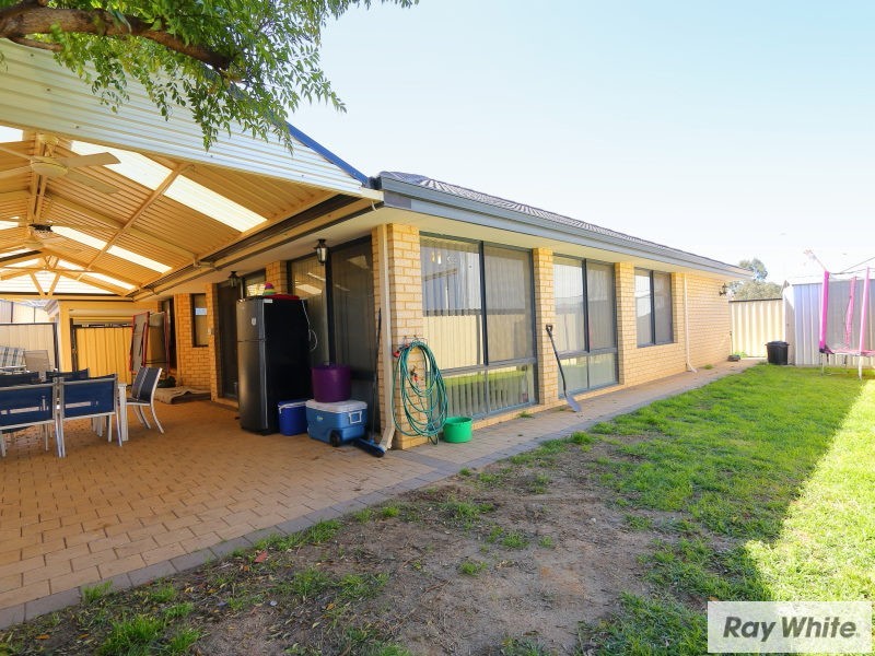 23 Bark Circle, Kenwick WA 6107