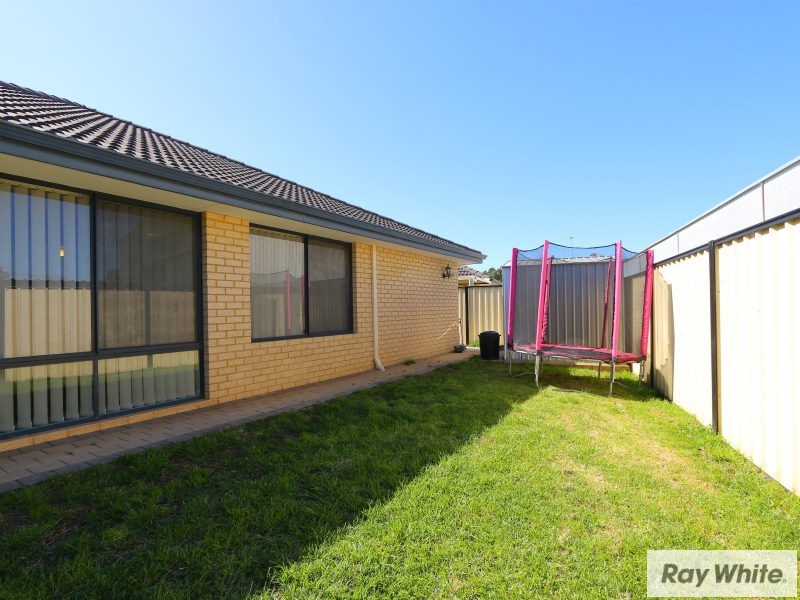 23 Bark Circle, Kenwick WA 6107