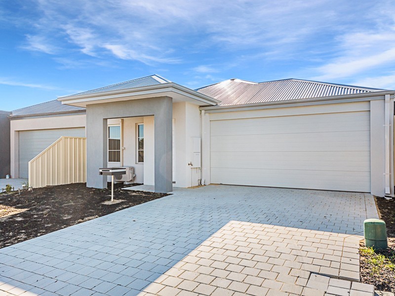30 Cedar Way, Maddington WA 6109