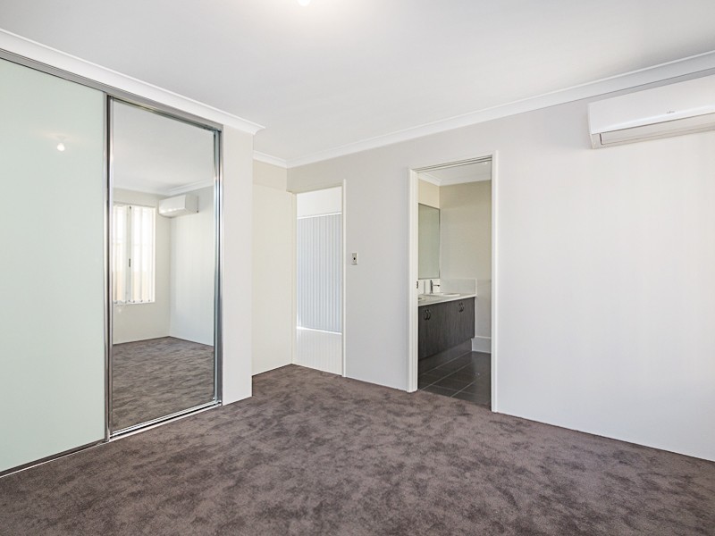 30 Cedar Way, Maddington WA 6109