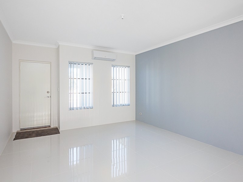 30 Cedar Way, Maddington WA 6109