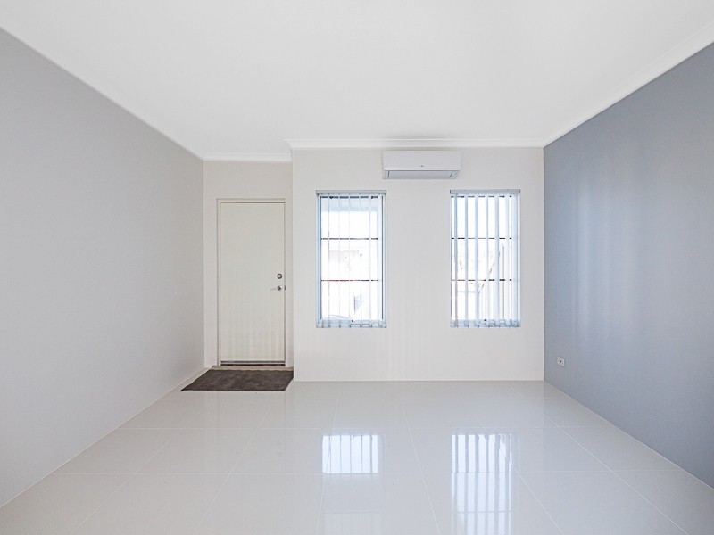 30 Cedar Way, Maddington WA 6109